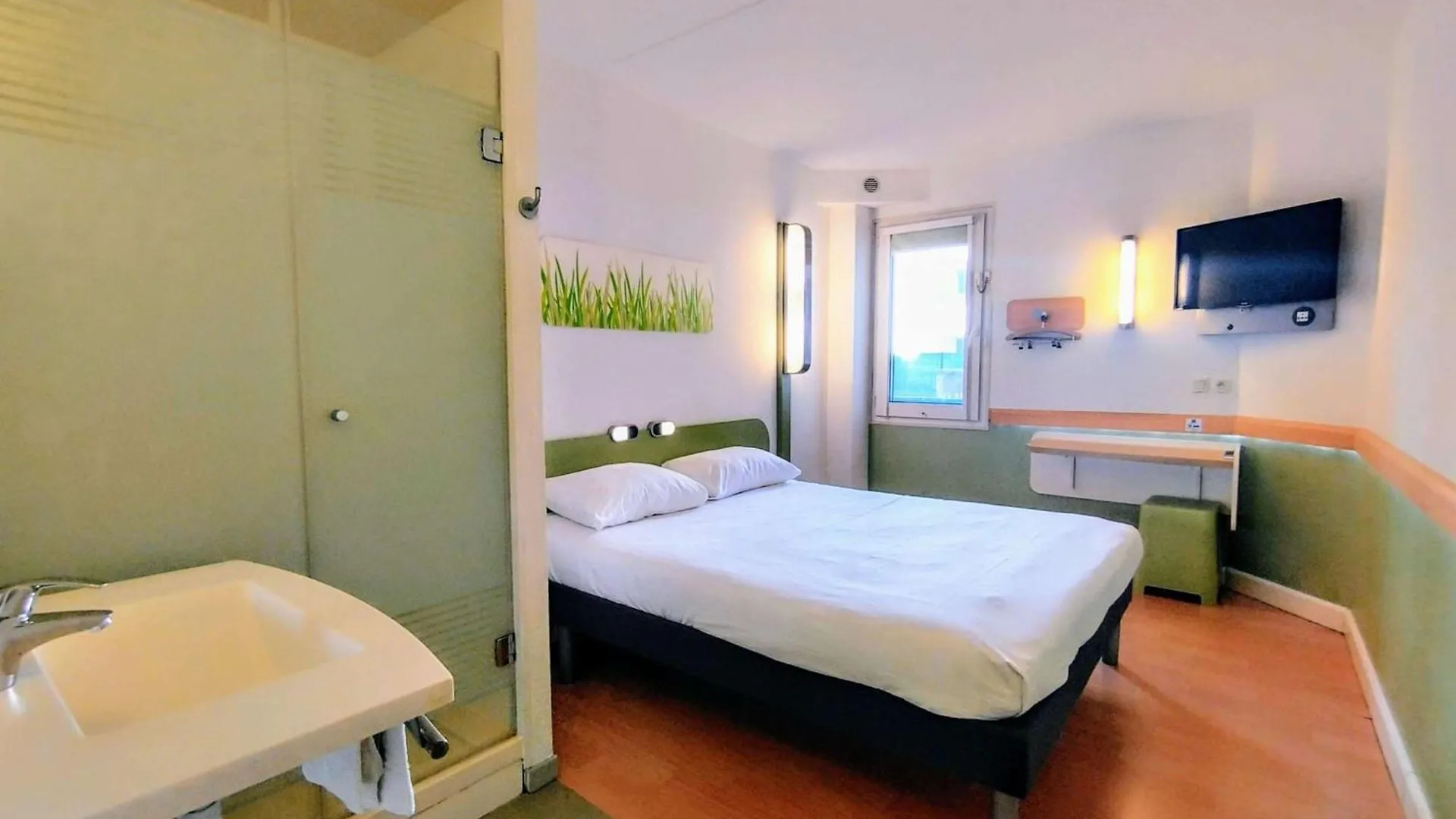 Ibis Budget Toulon Centre Hotel