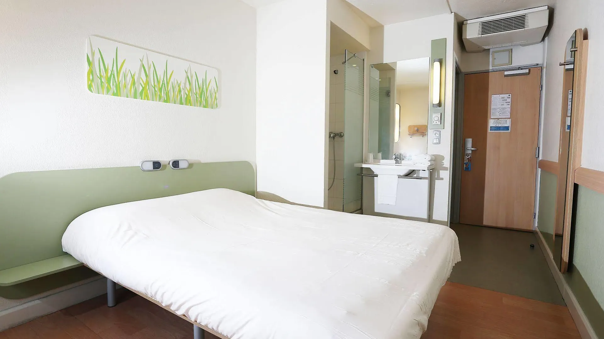 Ibis budget Toulon centre 2*,  France
